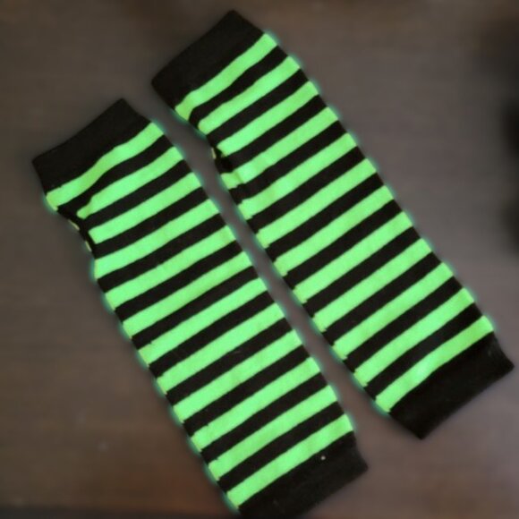 NEVER WORN Neon Green Striped Goth Emo Y2K Fingerless Gloves - Picture 1 of 2